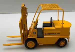 lot 141 image: Vintage Joal Brand 125 Scale Die-Cast Cat Elevator Truck Series V Forklift (Missing Steering Wheel)