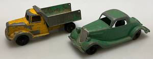lot 153 image: 1950-60s Hubley Die-Cast Car & Tootsie Toy Truck