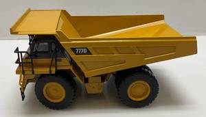 lot 162 image: Vintage 150 Scale Norscot Group Inc. Die-Cast Cat  77D Off Highway Dump Truck