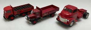 lot 175 image: Vintage Misc. Die-Cast Delivery Trucks