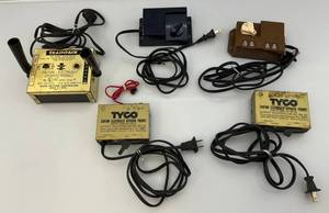 lot 179 image: Vintage TYCO Train Transformers & More