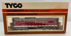 lot 190 image: 1977 TYCO Locomotive With Headlight (NIB)