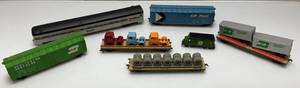 lot 191 image: Misc. Vintage HO Train Cars Including Burlington Northern & More