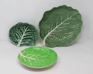 Vintage 1960s green majolica large group   Bordalla Pinmeino caldas da ramna  made in portugal