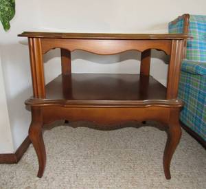 Vintage 1960s Daytons Cabinet Room square end table