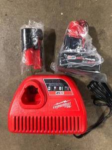 Milwaukee M12 12-Volt Lithium-Ion 4.0 Ah and 2.0 Ah Battery Packs and Charger Starter Kit Customer Returns See Pictures