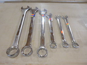 lot 11 image: 6 Wrenches