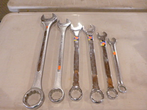 lot 15 image: 6 Wrenches
