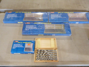 lot 16 image: American Tool Exchange Auger Bit Sets