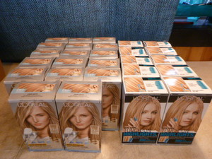 lot 124 image: LOreal Highlighting Kits