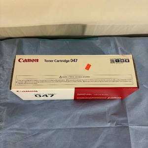 lot 39 image: NEW Canon 047 imageCLASS LBP110MF110 Series Geniune Toner Cartridge - Black