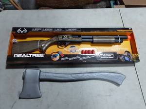 Realtree New Toy Shotgun & Axe
