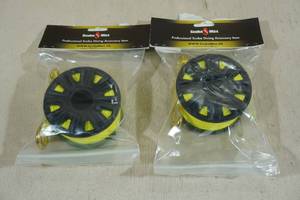 lot 29 image: 2 Scuba Max 150Ft Finger Spool with Brass Clip