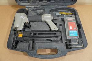 lot 82 image: Porter Cable 14 Narrow Crown Stapler