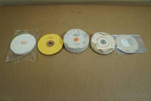 lot 89 image: 4 4 Buff Pads