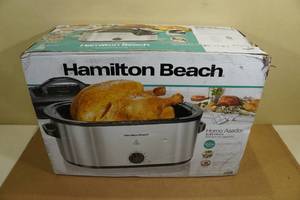 lot 115 image: Hamilton Beach Electric 22 Quart Roaster Oven