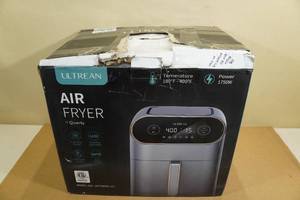 lot 123 image: Ultrean 9-Quart Air Fryer