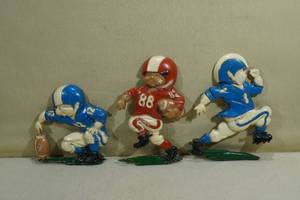 lot 232 image: Vintage Metal Homco Wall Art Football Kids Dated 1976
