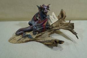 lot 237 image: Handmade Dragon Candle from the Dragons Lair