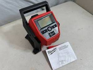 Brand New Milwaukee M12 12-Volt Lithium-Ion Cordless Electric Portable Inflator