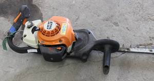 STIHL HS 86 R, Commercial Heavy Duty Gas 34 Inch Hedge Trimmer,