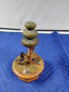 lot 21 image: Genuine ANRI Tharen GIGI Switzerland wooden revolving figurine