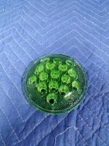lot 31 image: 1 LE Smith Uranium glass flower frog