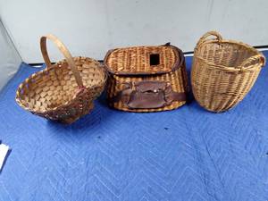 lot 84 image: Vintage fishing basket and 2 others