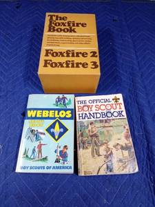 lot 97 image: 1983 & 1984 Cub Scout handbooks and The Foxfire book set