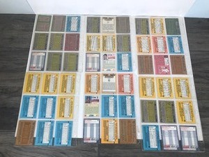 lot 220 image: Lot of Baseball Cards