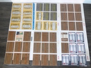 lot 226 image: Lot of Baseball Cards