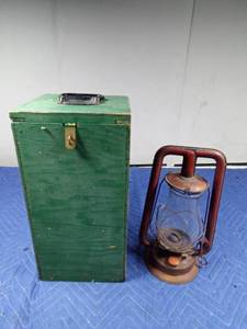 lot 174 image: Lantern and lantern wood box
