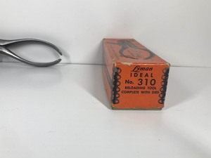 lot 299 image: Vintage Lyman Ideal 310 Reloading Box with Reloading Tool