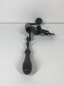lot 307 image: Vintage Shotgun Shell Reloading Crimp Tool for 12 Gauge