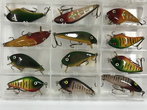lot 335 image: Plano Tackle Box Full of Fishing Lures