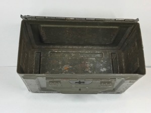 lot 348 image: Metal Military Ammo Box