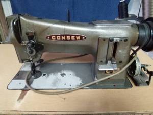lot 4 image: Industrial Consew sewing machine Model # 206RB-1
