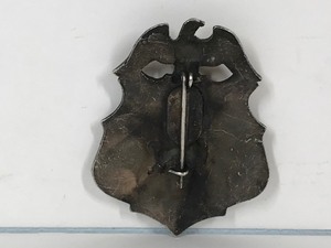 lot 496 image: Collectible U.S. Bureau of Indian Affairs Police Badge