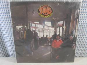 lot 21 image: (FS) 1971 The Kinks Muswell Hillbillies Album - Jacket and Record Individually Sleeved and Record On Outside of Jacket