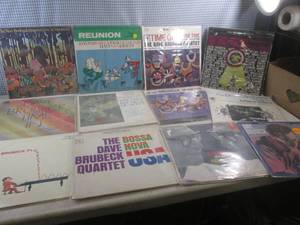 lot 82 image: (G-1) 12 Assorted Dave Brubeck  The Dave Brubeck Quartet Albums