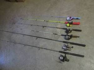 lot 109 image: (CS) Assorted Fishing Rod and Reels