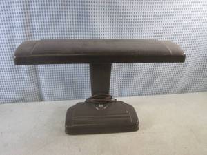 lot 117 image: (CSB) Vintage Desk Lamp 20 Wide - Needs Bulb