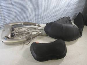lot 134 image: (BS) 3 Massagers - Naipo, Homedics