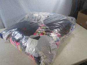 lot 140 image: (EW6) Large Bag of Assorted New with Tags Clothing