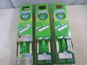 lot 146 image: (F-3) 3 Swiffer Dry  Wet Sweeping Kits