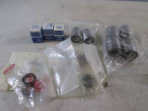 lot 180 image: (EC1) Lot of 13 Assorted Sized Precision Linear Bearings