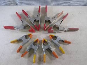 lot 193 image: (BS) 8 Spring Clamps 4 Each of 2 Sizes