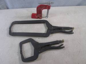 lot 194 image: (H-1) 3 Clamps