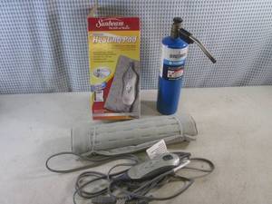 lot 206 image: (EC1) Bernzomatic Propane Torch Not Full But Has Fuel and Electric Heating Pad