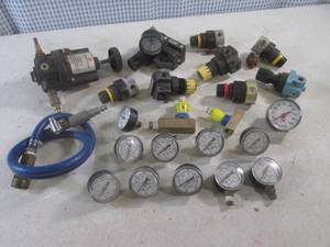 lot 224 image: (BS) Assortment of Air Regulators and Gauges